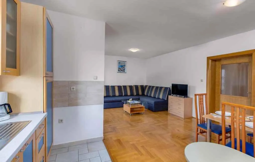 Apartment Malinska 22