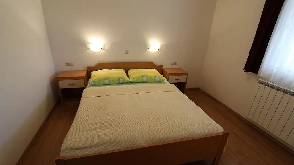 Apartment Malinska 22 0*,  Croatia