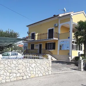 Apartman Ravlic Malinska