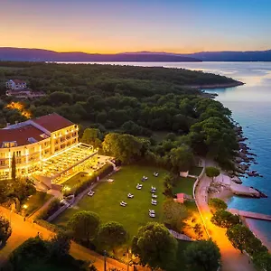 4* Hotel & Wellness Pinia