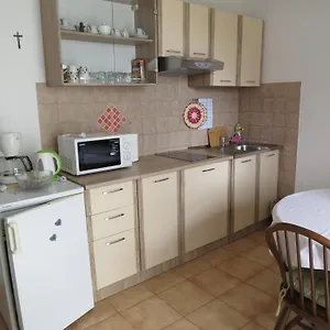 Apartment Josipa